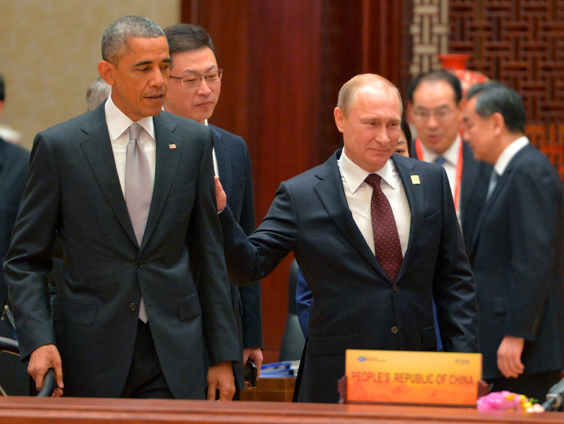 Illustration for article titled Things Got So Awkward Between Putin And Obama At China's APEC Summit